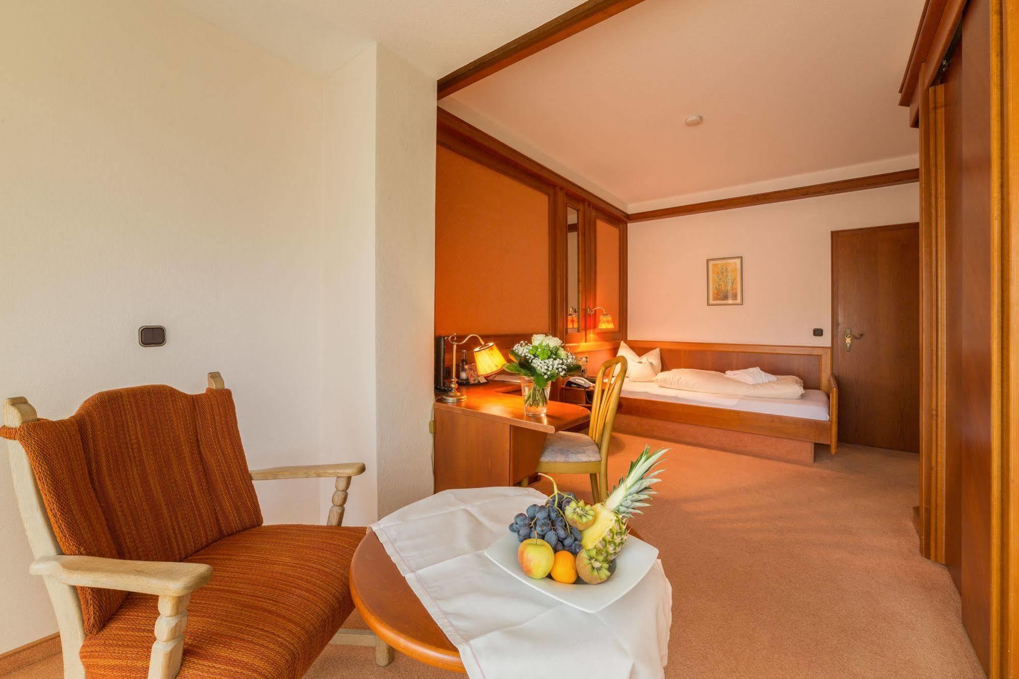 Hotel Bayernwinkel - Yoga & Ayurveda บาดวือริสโฮเฟิน ภายนอก รูปภาพ